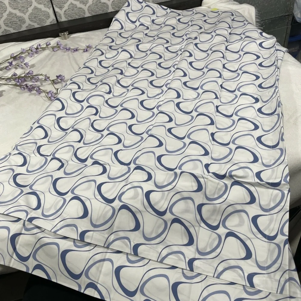 NIB Sferra Harwich [ 1‎ King ] Pillow Sham in White/Cornflower Blue